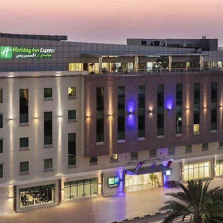 Holiday Inn Express Dubai Safa Park, An Ihg Hotel Extérieur photo