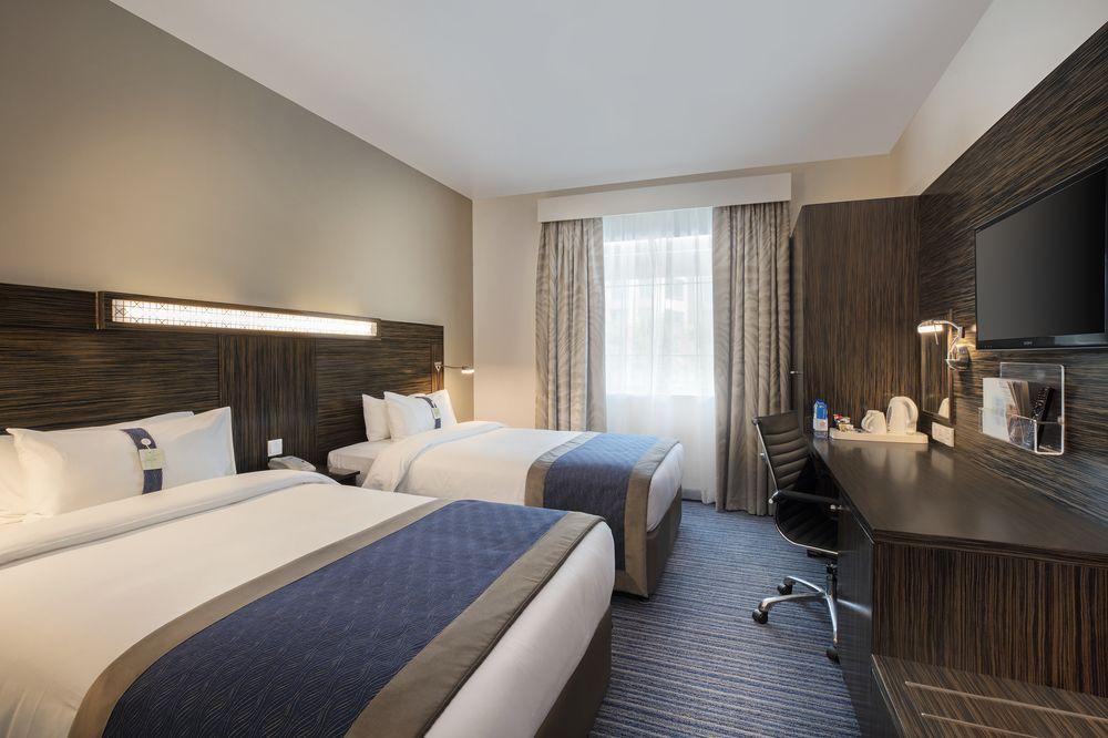 Holiday Inn Express Dubai Safa Park, An Ihg Hotel Extérieur photo