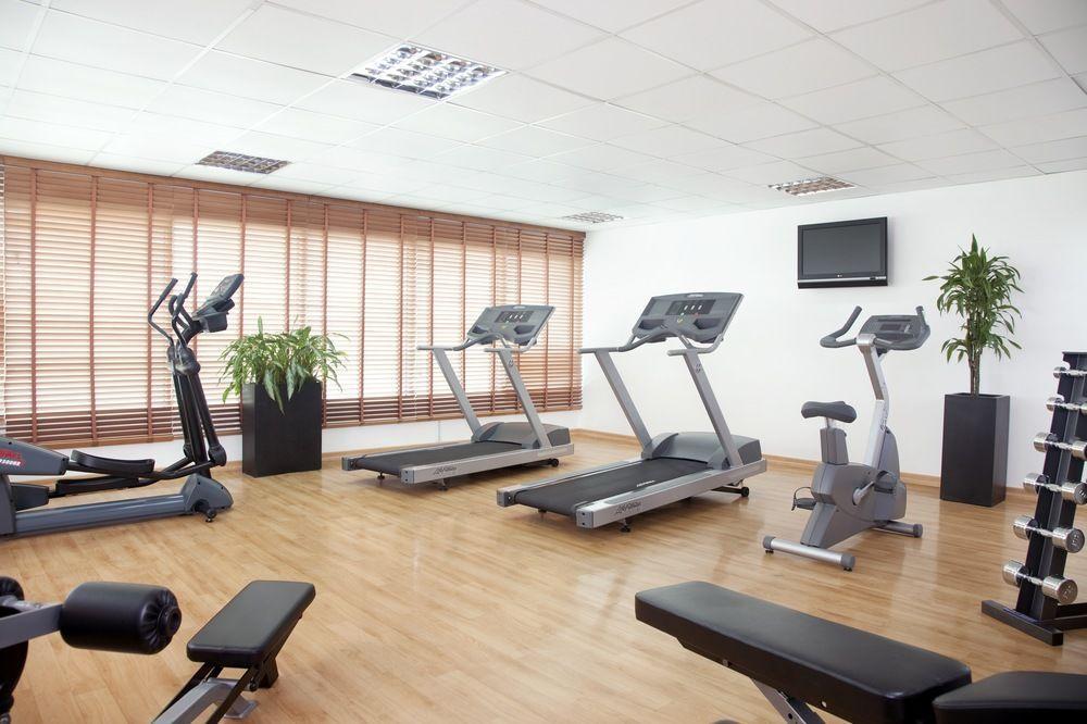 Holiday Inn Express Dubai Safa Park, An Ihg Hotel Extérieur photo