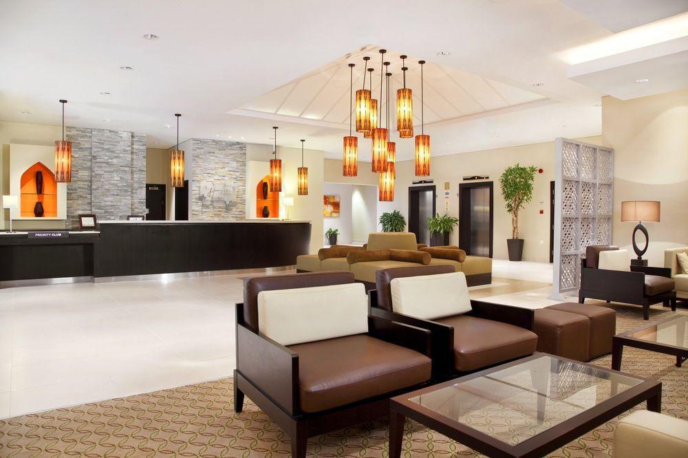 Holiday Inn Express Dubai Safa Park, An Ihg Hotel Extérieur photo