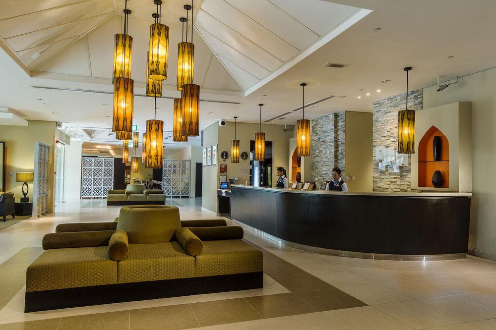 Holiday Inn Express Dubai Safa Park, An Ihg Hotel Extérieur photo